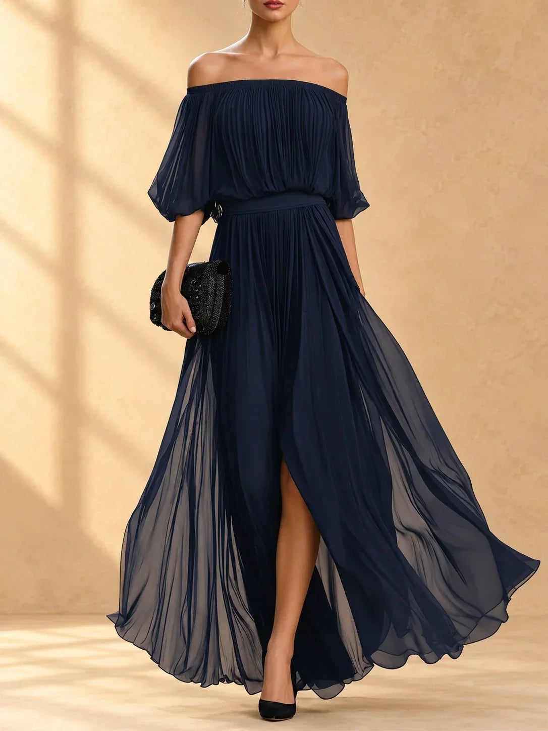 Robe maxi en chiffon Geneviève de Danoir Paris, à épaules dénudées et jupe fluide élégante, vue de face.