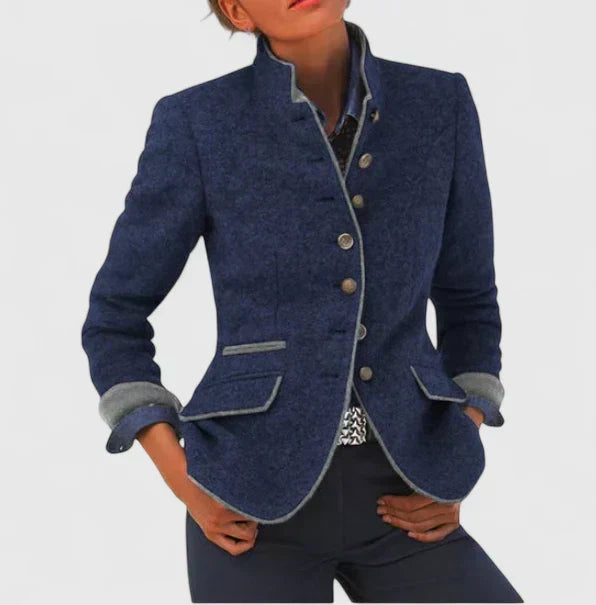 Veste blazer classique Joanna en laine édition limitée de Danoir Paris, coupe élégante avec col et boutons.