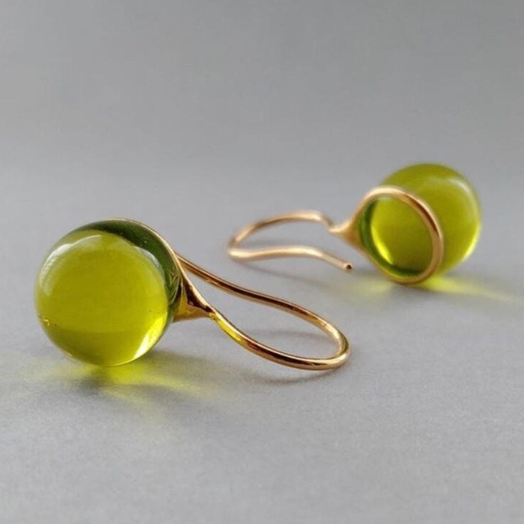 Boucles d'oreilles vintage en cristal goutte d'olive