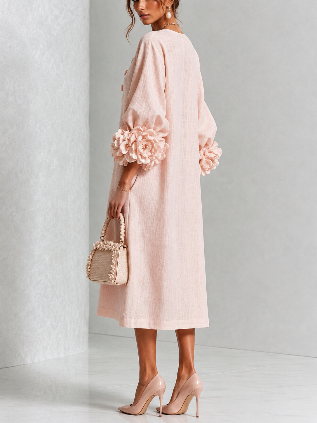Robe midi Danoir Paris Églantine à fleurs roses, boutons, manches fantaisie, style élégant et floral, portée en été ou printemps