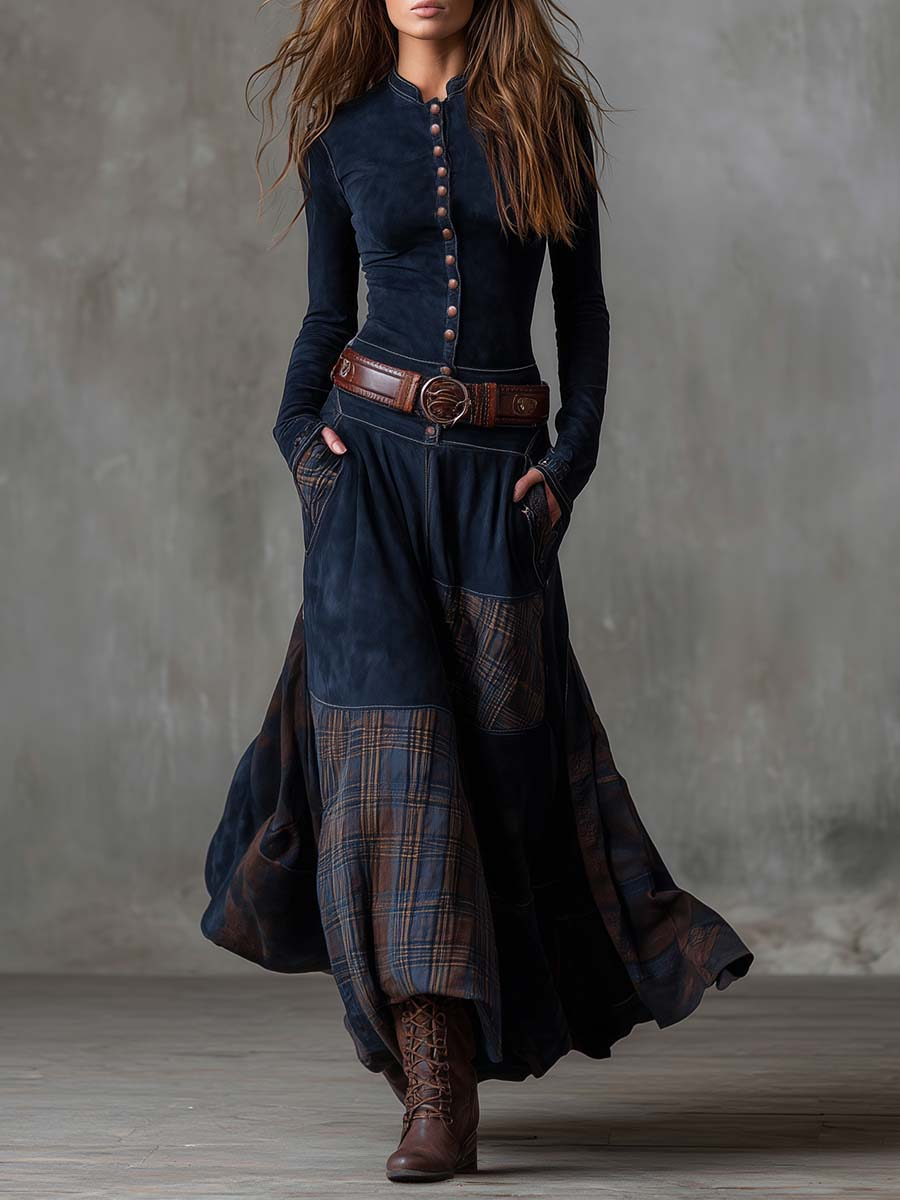 Robe maxi en suédine Élise de Danoir Paris avec ceinture, longueur longue et detail de tissu doux et élégant.