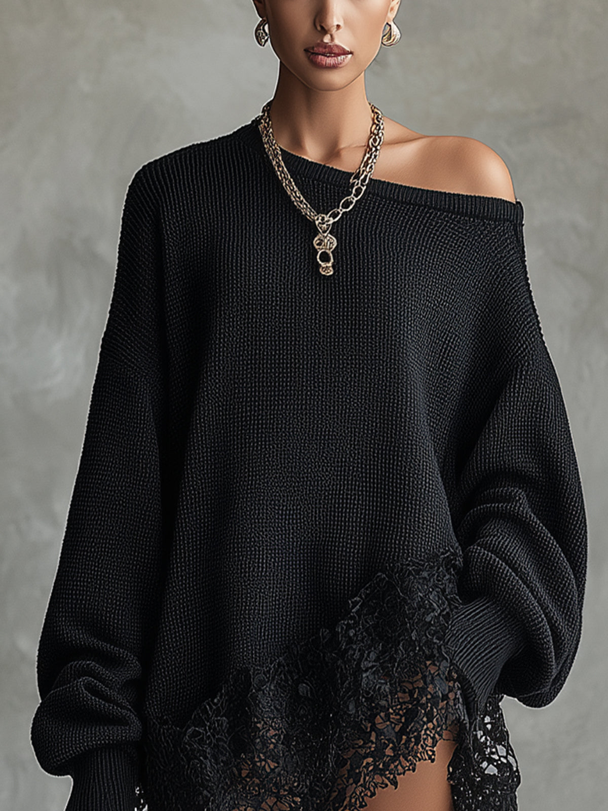 Robe Mini Oversize Noire avec Ourlet en Dentelle - Livraison en 24 Heures