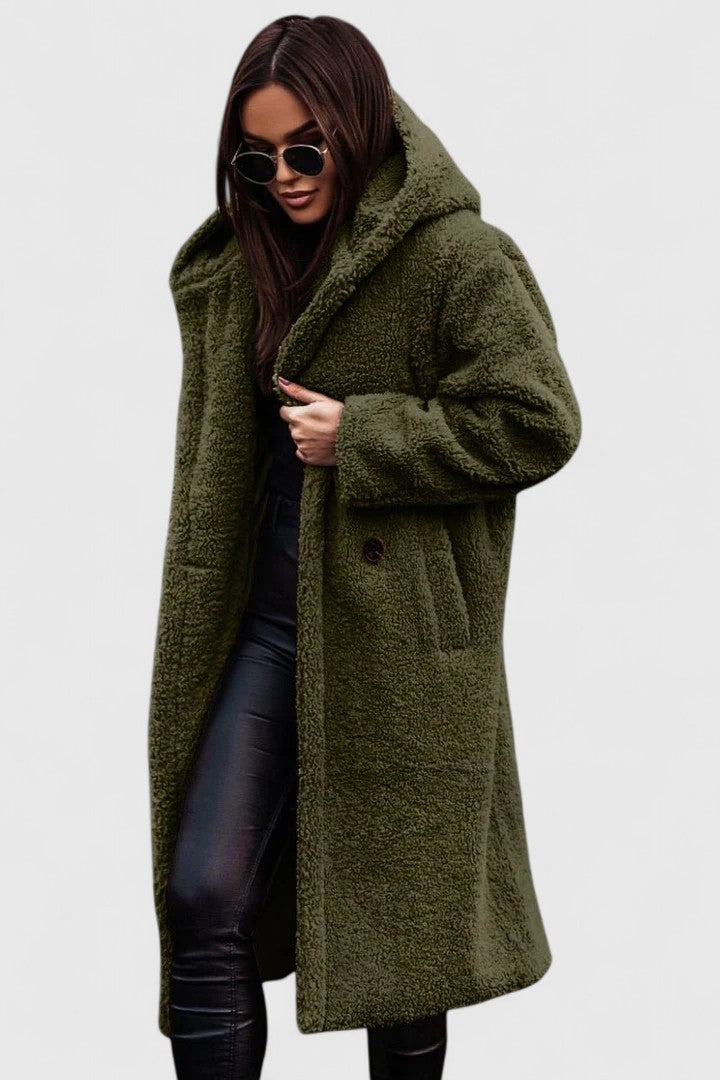 Veste élégante Danoir Paris Brionyssa en tissu chaud, style hiver avec col et détails sophistiqués, vue de face.