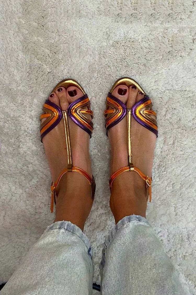 Sandales Viviana Danoir Paris aux couleurs méditerranéennes, avec brides en cuir et semelle confortable.