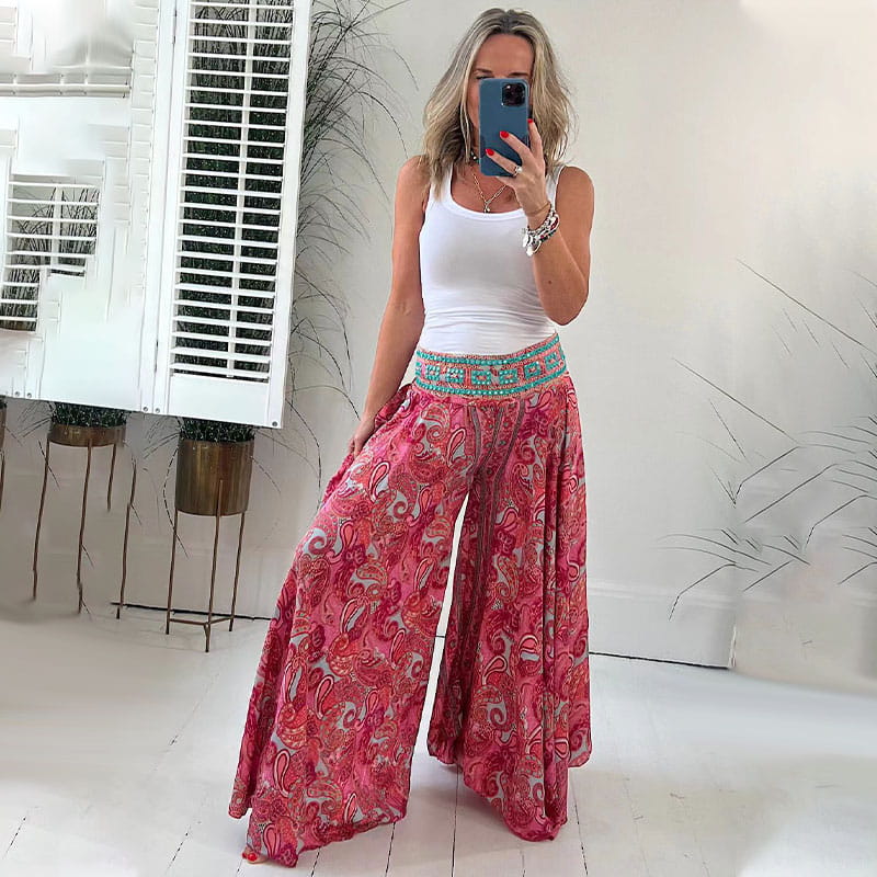 Pantalons boho chic légers Danoir Paris Reagan, collection #844, en tissu fluide avec motifs ethniques pour un style décontracté.