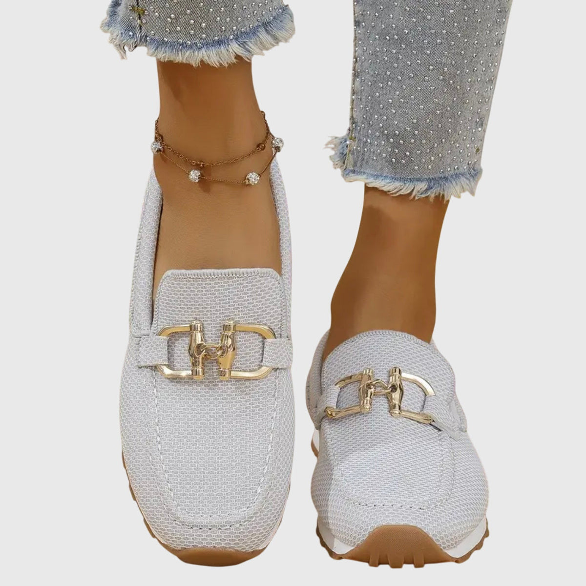 Chaussures orthopédiques Lili de Danoir Paris en beige, baskets confortables pour femmes, semelle souple et design élégant.