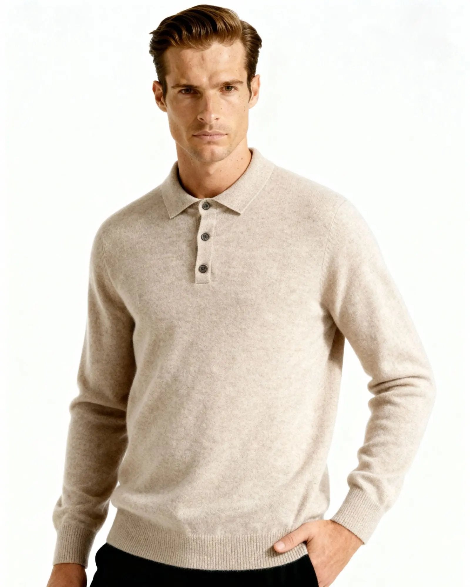 Pull en cachemire 100 % Danoir Paris, polo homme avec col classique et finition élégante, couleur sobre.