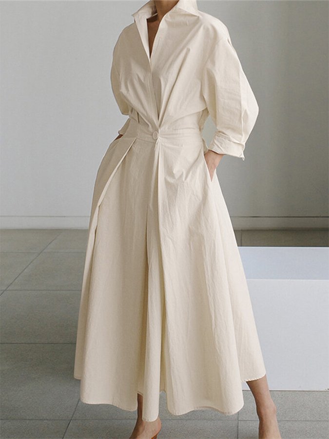 Robe longue élégante Clémence de Danoir Paris, coupe fluide en tissu léger, détail de la finition raffinée.