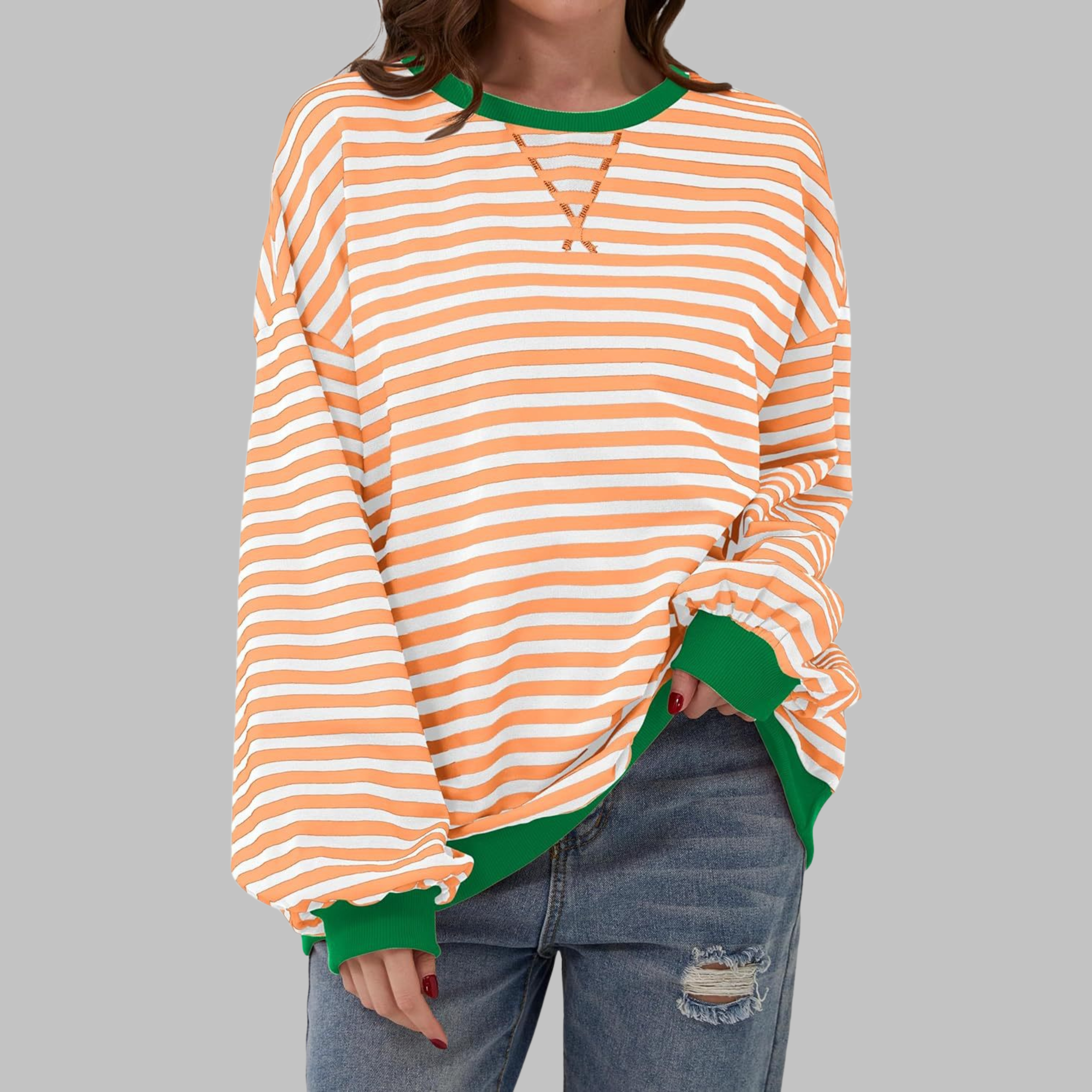 Chemise décontractée à manches longues et col rond à rayures Danoir Paris, style élégant et confortable.