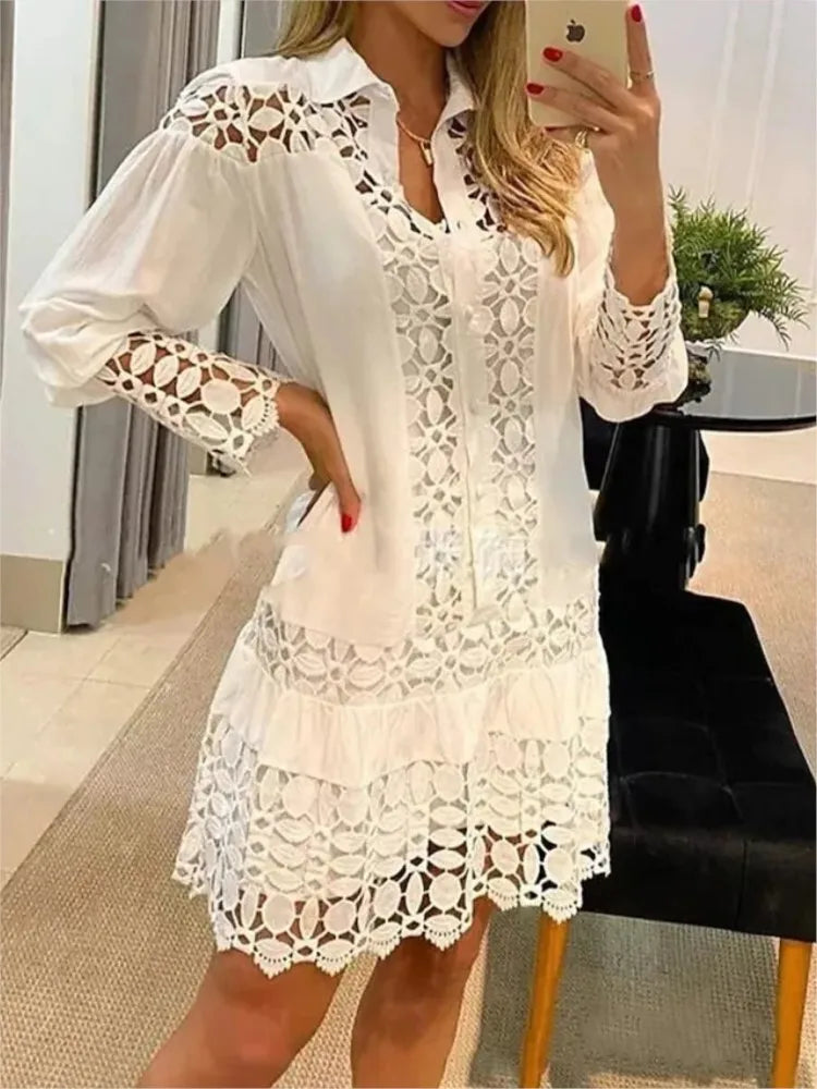 Robe longue Danoir Paris Eleanor, élégante et aérée, en tissu léger avec manches longues, détails en dentelle et coupe sophistiquée.
