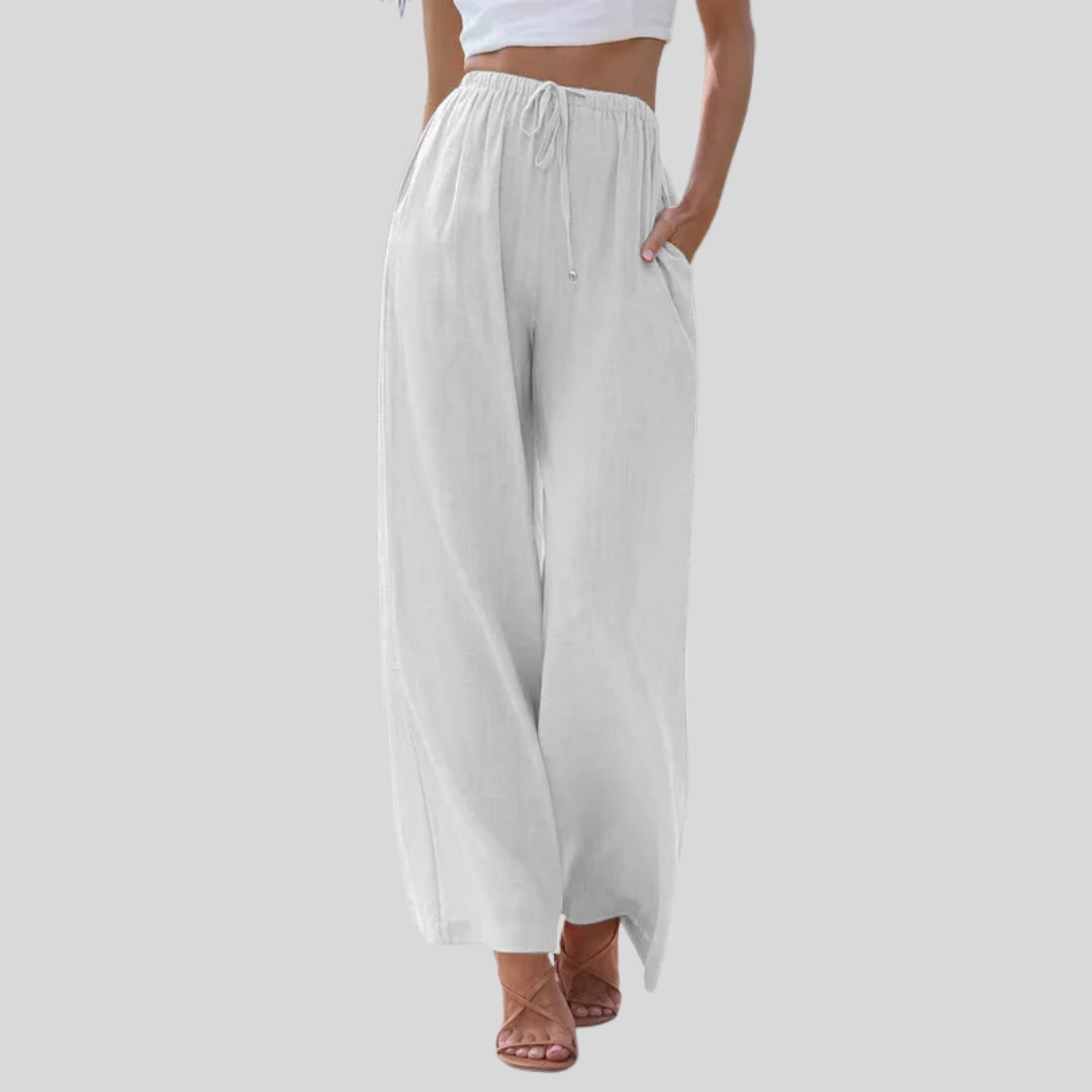 Pantalons d'été élégants Vivian de Danoir Paris, coupe fluide et tissu léger, parfaits pour la saison estivale.