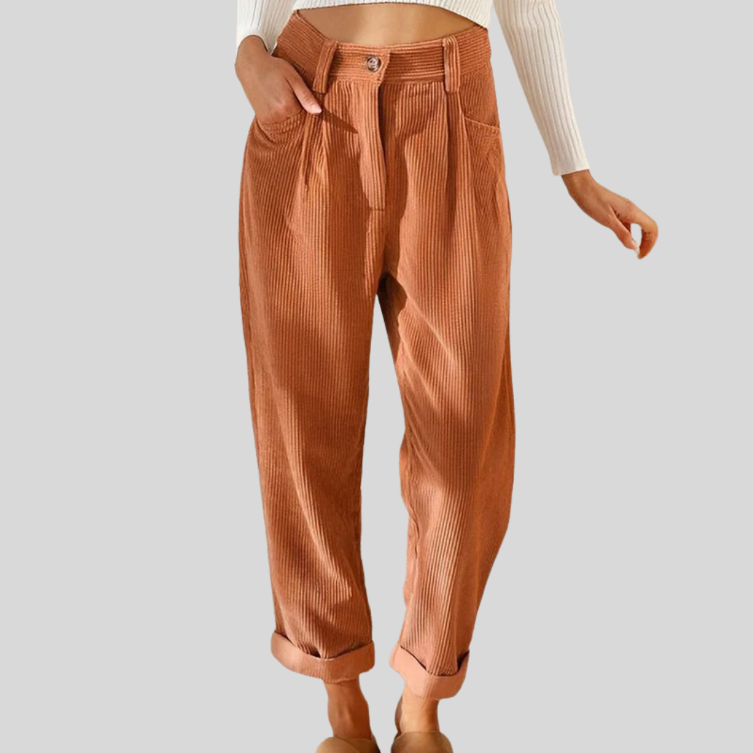 Pantalons casual intemporels Danoir Paris Cassidy, coupe décontractée et élégante, en tissu confortable, vue de face.