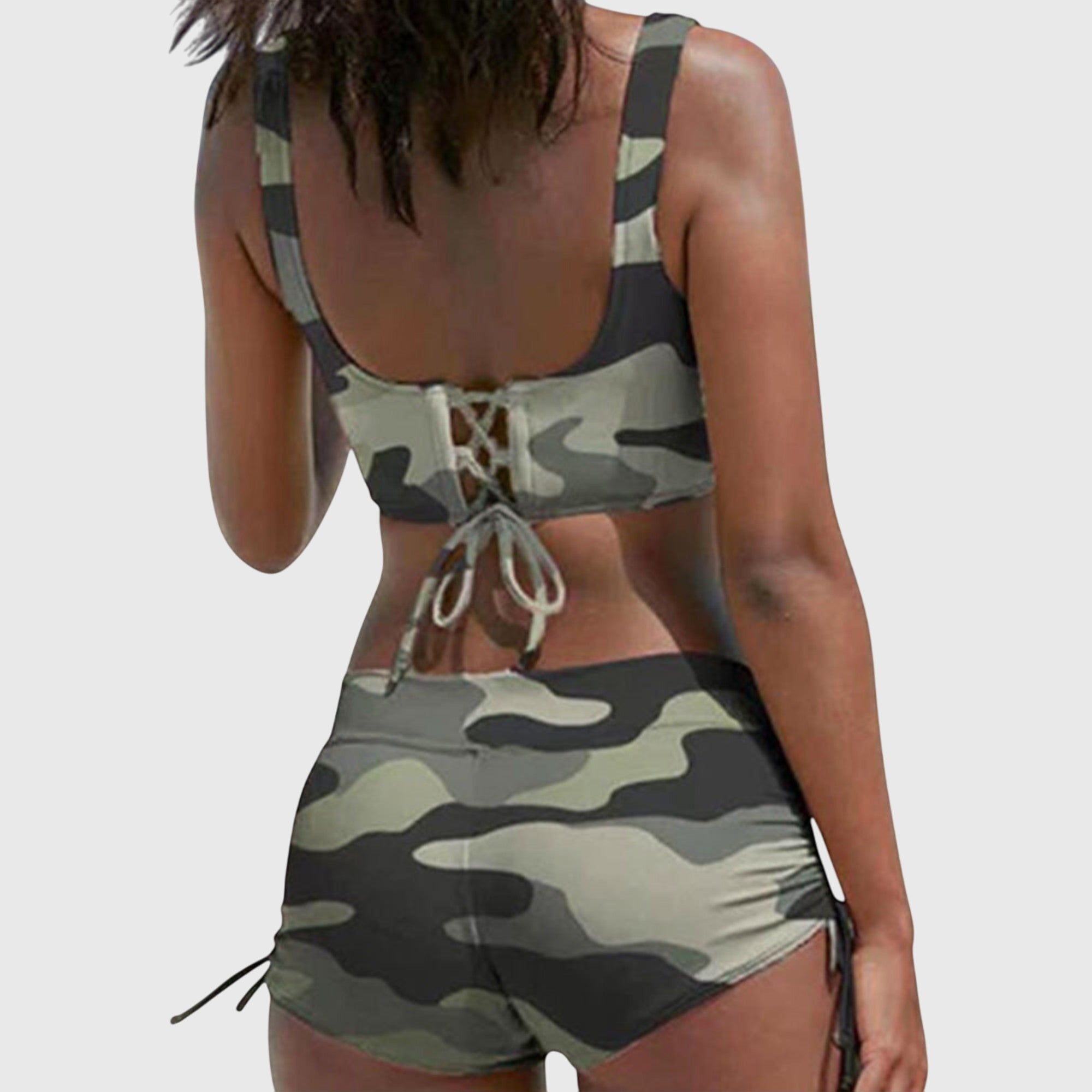 Bikini stylé Anabella de Danoir Paris avec motif coloré, haut et bas ajustables, parfait pour la plage ou la piscine.