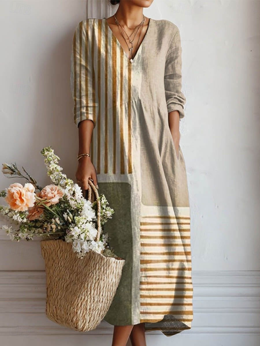 Robe de confort quotidien Dilara™ de Danoir Paris, en tissu doux, portée avec manches longues et coupe décontractée.
