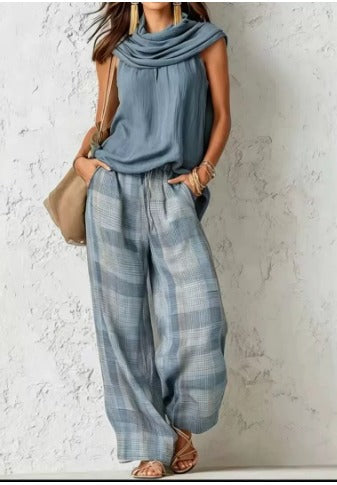 Ensemble Élise de Danoir Paris en vert, style simple et naturel, costume féminin avec haut et pantalon assortis.
