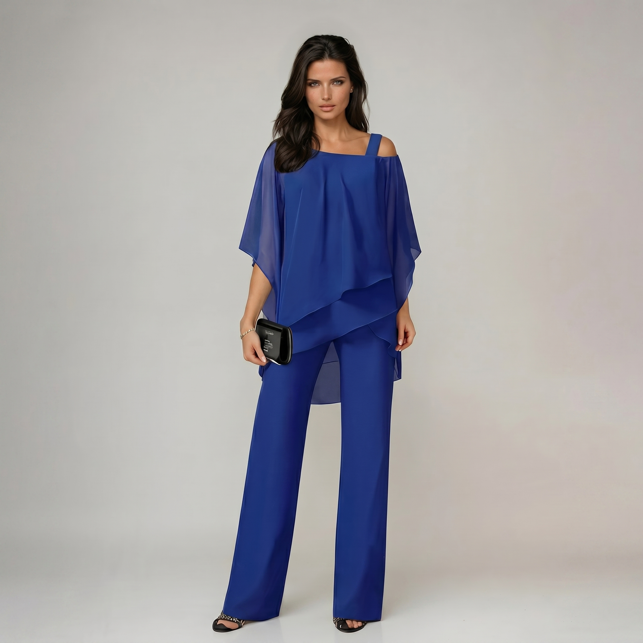 Ensemble fluide respirant Gloria™ pour femme de Danoir Paris, vêtement léger et confortable visible sur l'image.