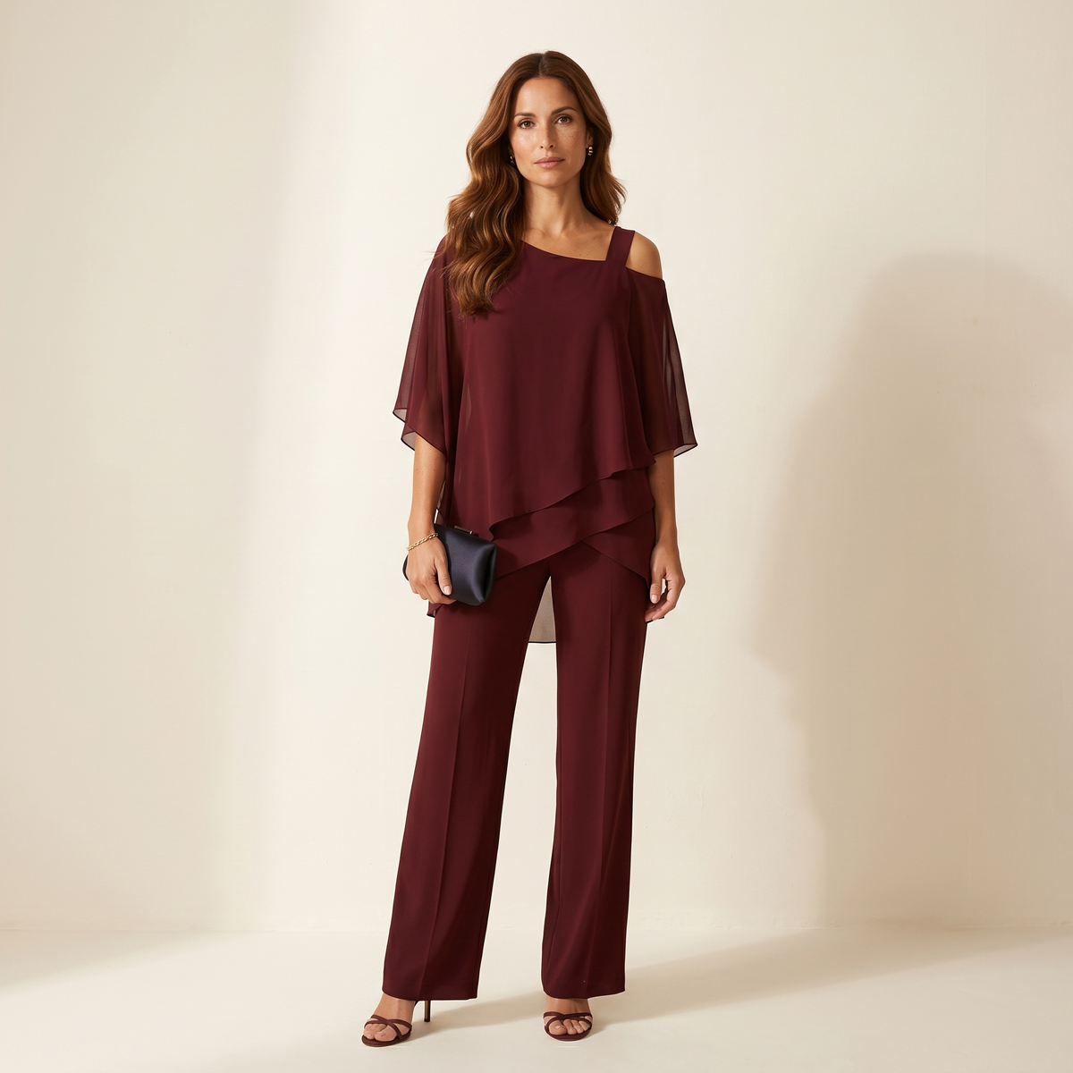 Ensemble fluide transpirable pour femme Gloria™ de Danoir Paris, en blanc, avec tissu léger et confortable visible sur l'image.