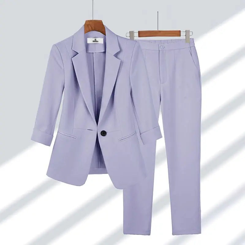 Veste élégante Danoir Paris Victoria - Élégance intemporelle, style sophistiqué, finition soignée, couleur classique, vue de face.