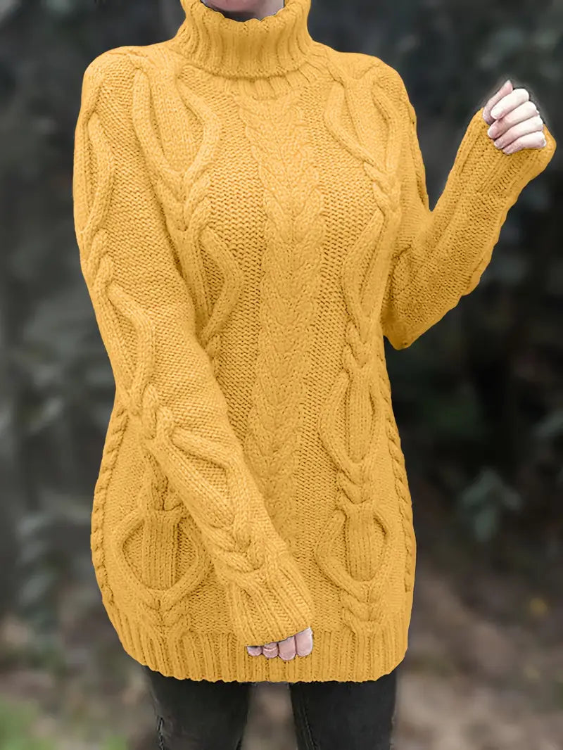 Robe turtleneck élégante Danoir Paris, modèle Narda en tissu fluide, portée sur mannequin, vue de face.