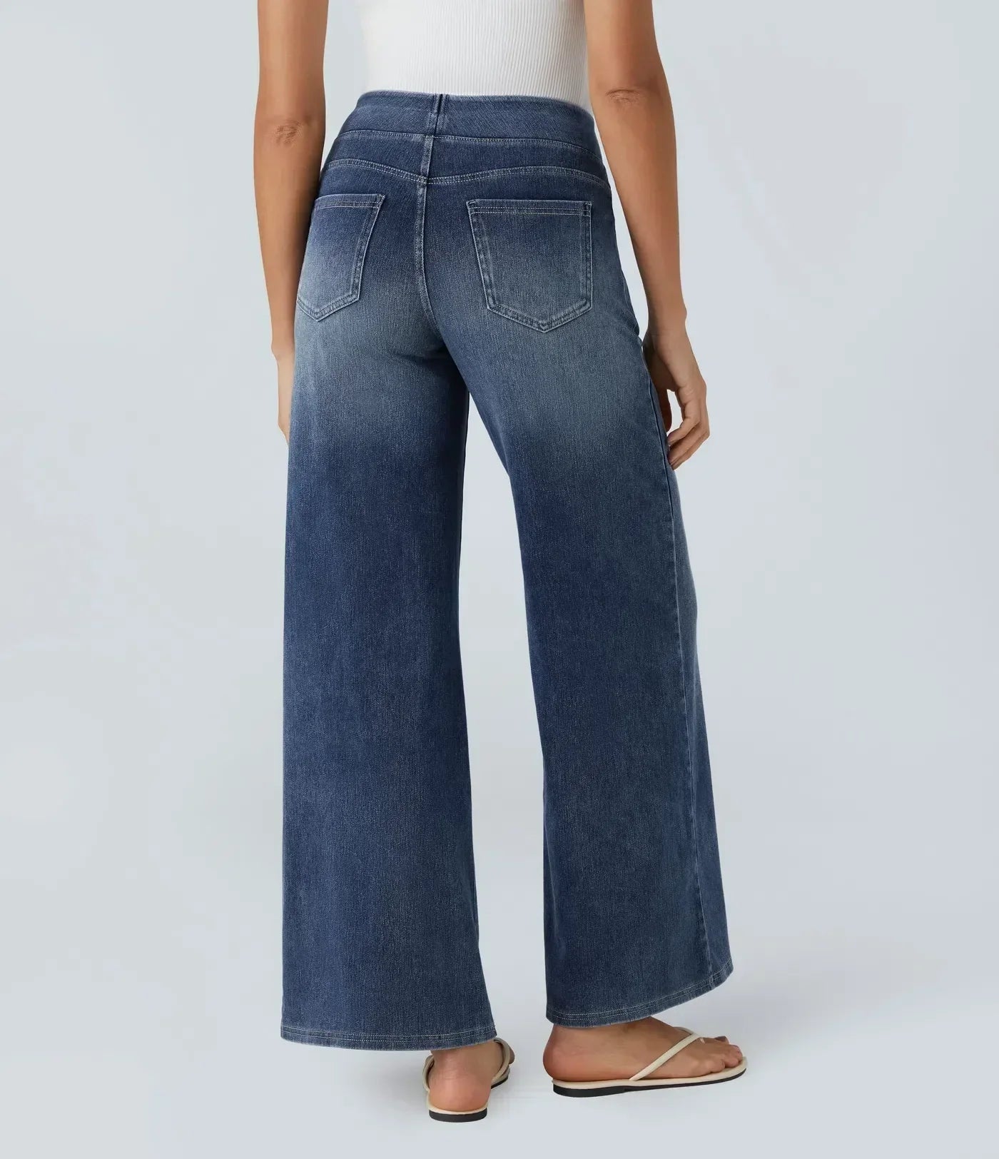 Pantalon confort élégant Eva de Danoir Paris, coupe fluide et tissu doux, parfait pour un style chic et décontracté.