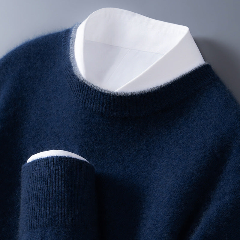 Pull en cachemire élégant Bennett de Danoir Paris, en cachemire doux et finition raffinée, porté sur un mannequin.