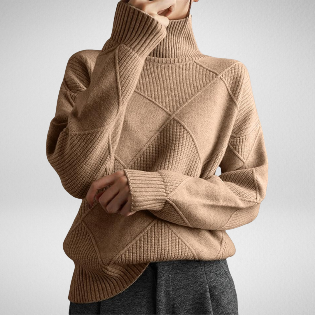 Pull roulé doux et élégant de la marque Danoir Paris, modèle Lauren, en tissu confortable, couleur neutre.