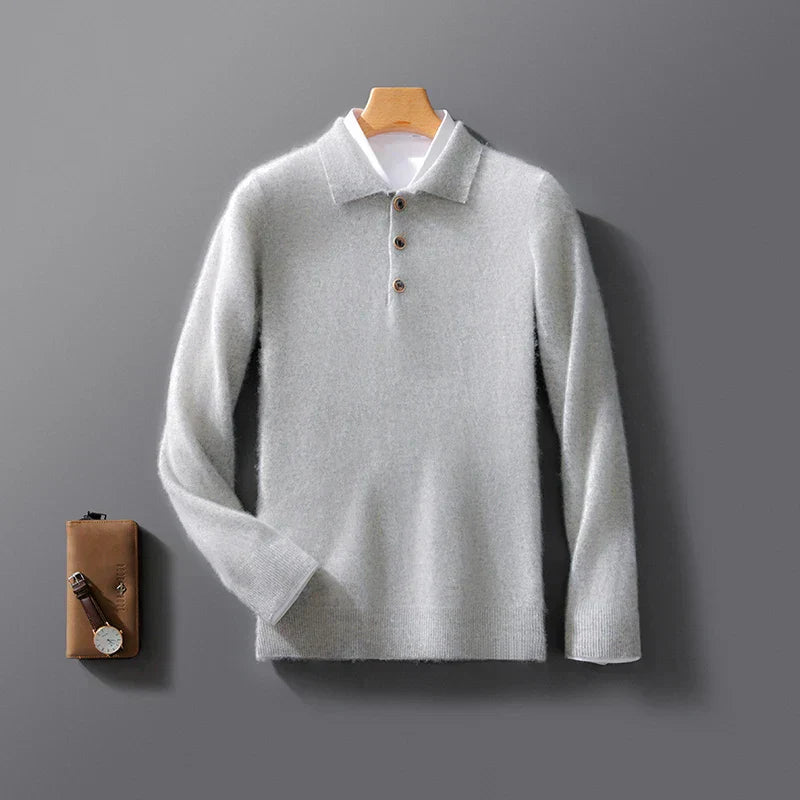 Polo en cachemire Belford de Danoir Paris, élégant, couleur neutre, détail du col et texture douce en cachemire.