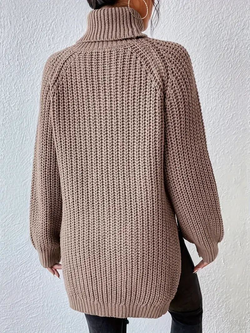 Pull roulé en laine lavande Danoir Paris, modèle FR1257, avec finition élégante et texture douce visible sur l'image.