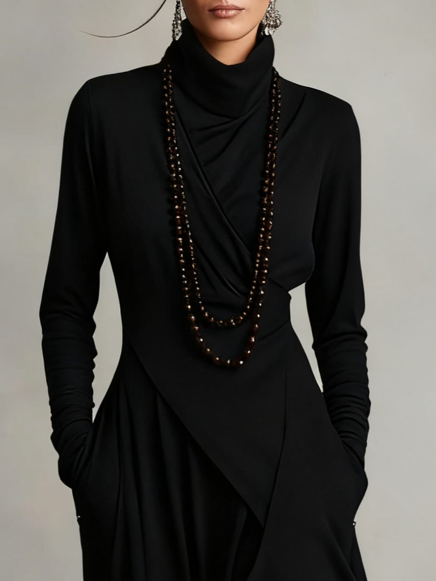 Robe en laine élégante Tanya de Danoir Paris, modèle FR1366, tissu chaud et sophistiqué, portée sur un mannequin.