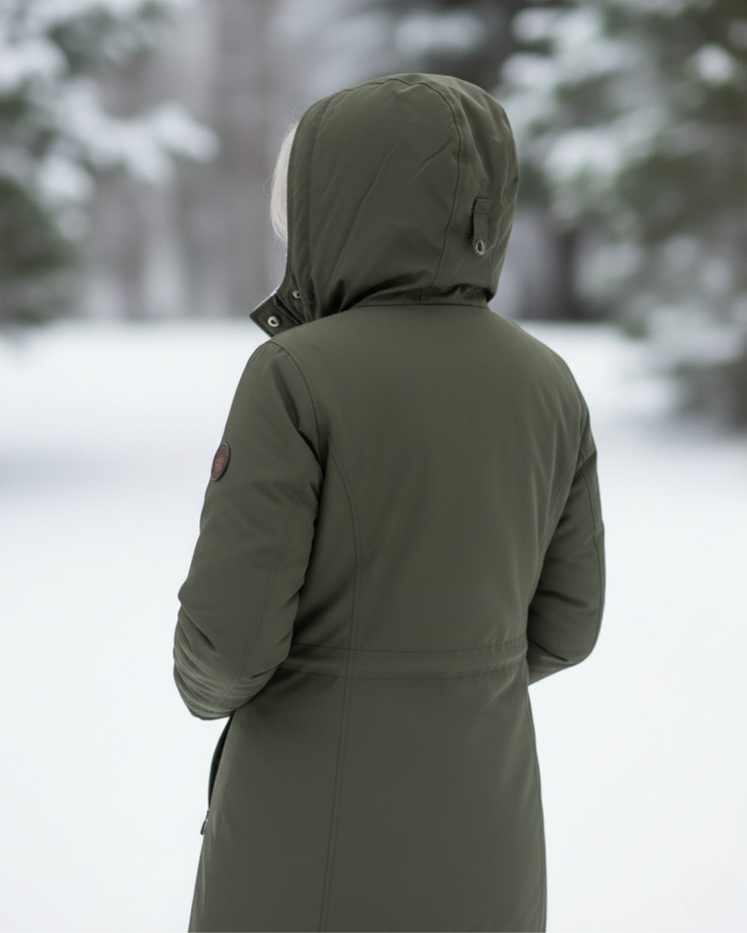 Veste parka reversible élégante Amelia de Danoir Paris en rouge, look sophistiqué et pratique, vue de face.