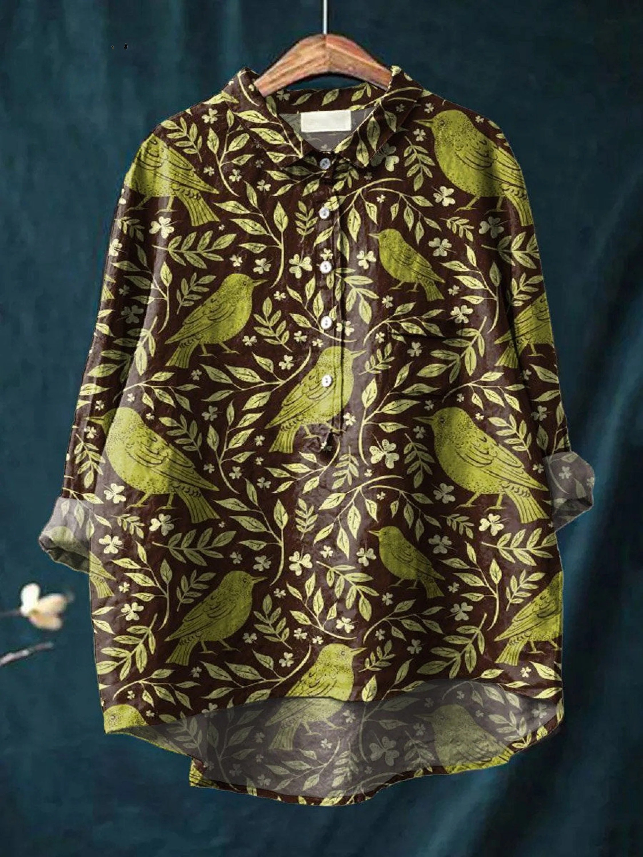 Chemise décontractée élégante Victoria de Danoir Paris, multicolore, style moderne pour femme.