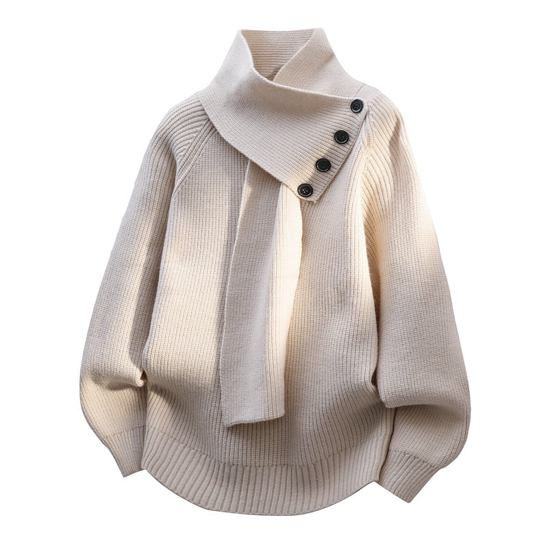 Pull écharpe élégant Arielle de Danoir Paris, en tissu doux avec détails sophistiqués, porté sur un mannequin.