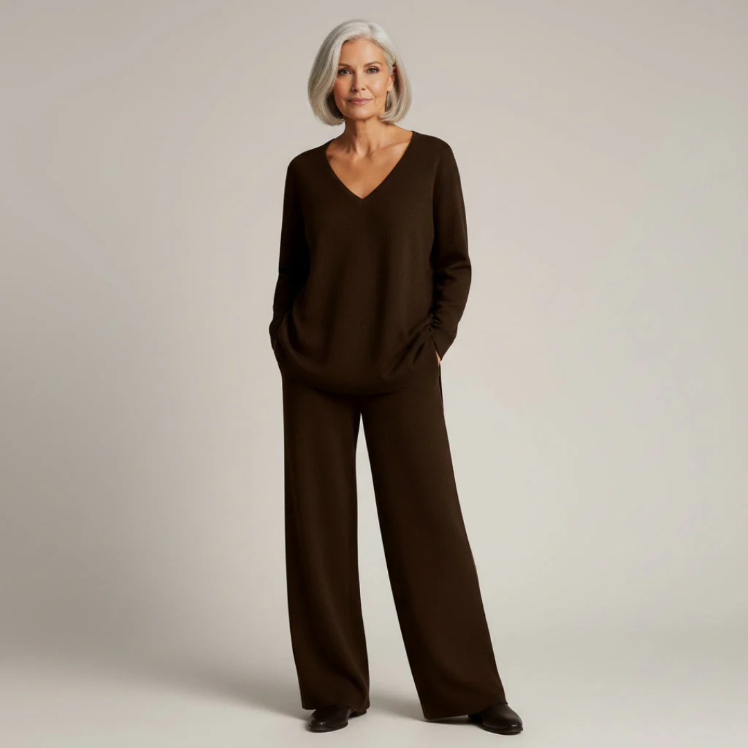 Ensemble confortable Anny de Danoir Paris, élégant et adapté pour un look sophistiqué et décontracté.