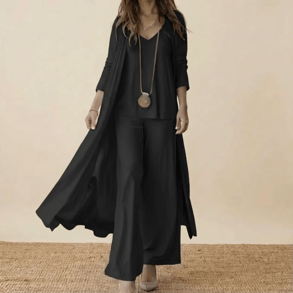 Ensemble élégant 3 pièces Barbara de Danoir Paris, vêtements sophistiqués avec détails raffinés et tissu de qualité.