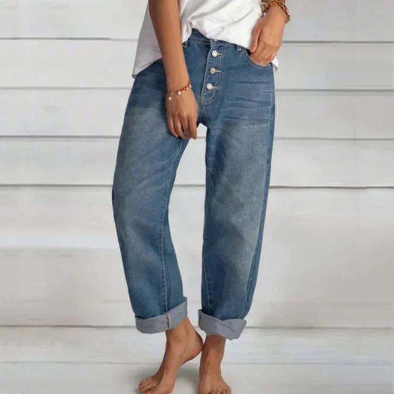 Jean décontracté élastique Tove de Danoir Paris, haute taille, coupe droite, tissu confortable pour femmes.
