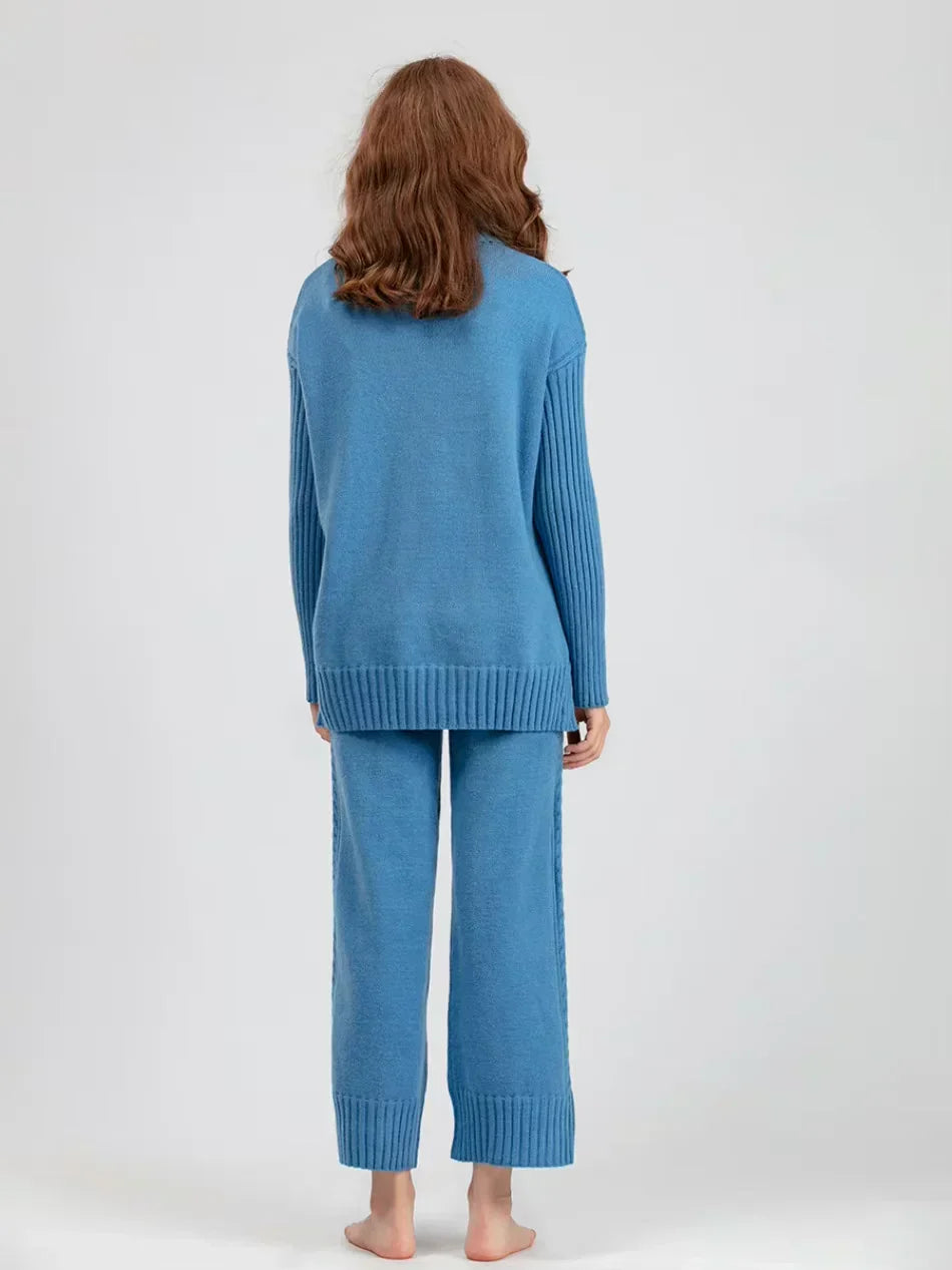 Ensemble tricoté chic Vianna de Danoir Paris, pull et pantalon assortis en laine douce, couleur neutre.