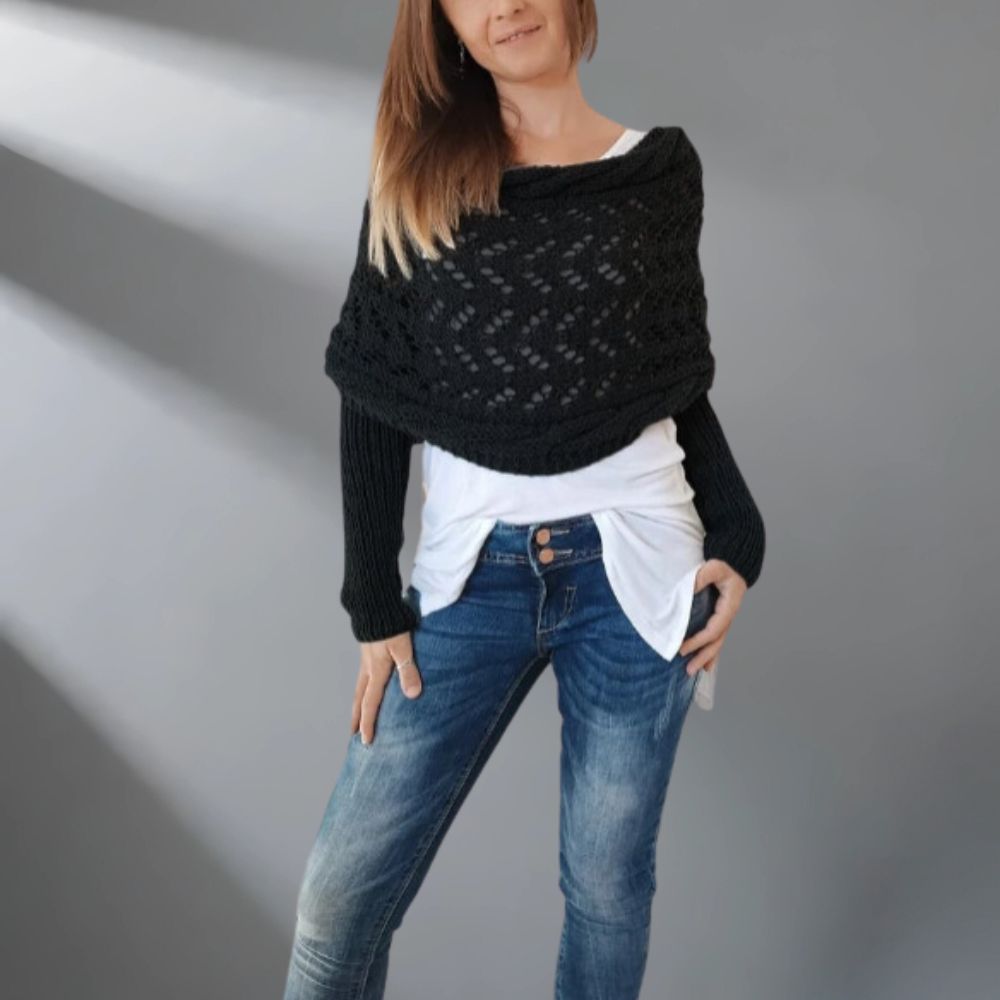 Châle tissé WarmWrap™ élégant de Danoir Paris, modèle FR860, avec motifs sophistiqués pour un style chic et chaud.