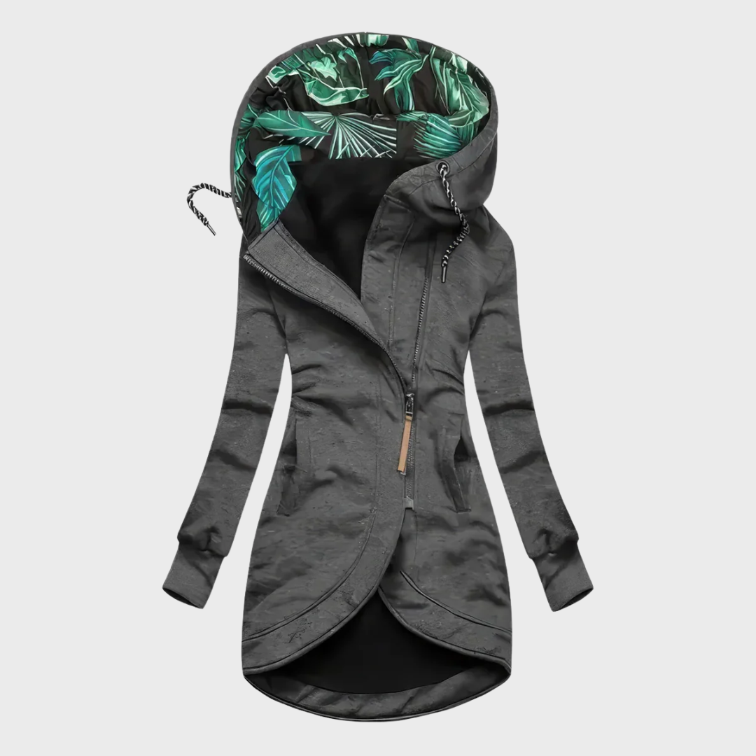 Veste d'hiver élégante FR870 de Danoir Paris en noir pour femme, finition sophistiquée et style moderne.