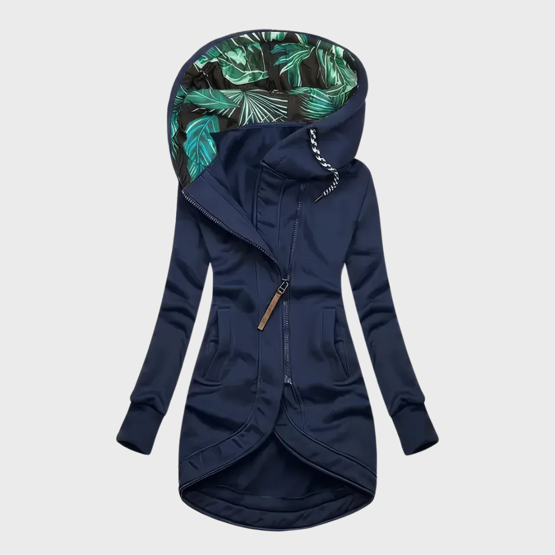 Veste d'hiver élégante FR870 de Danoir Paris, en noir, pour femme, avec coupe sophistiquée et détails modernes.