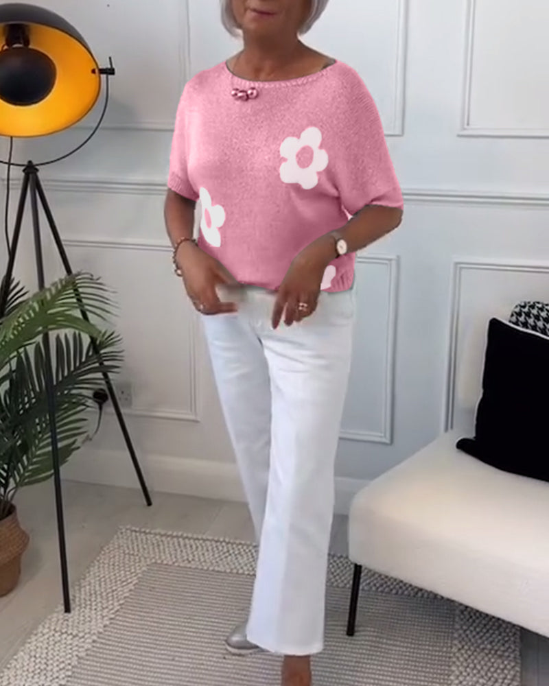 Pull Daisy Élégant à fleurs, modèle FR906 de Danoir Paris, en tissu léger avec motif floral coloré.