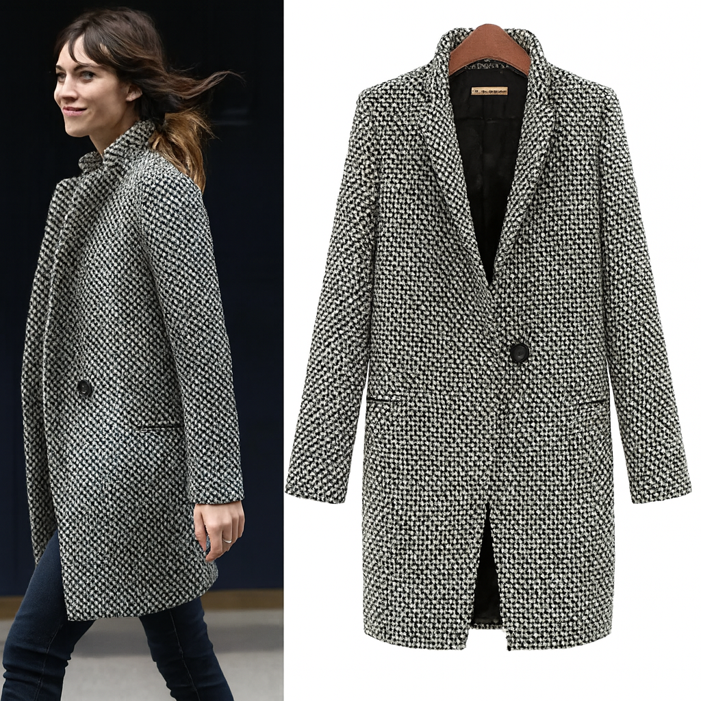 Manteau élégant et chaud FR917 Danoir Paris, noir et blanc, porté par un mannequin, avec col classique et coupe sophistiquée.