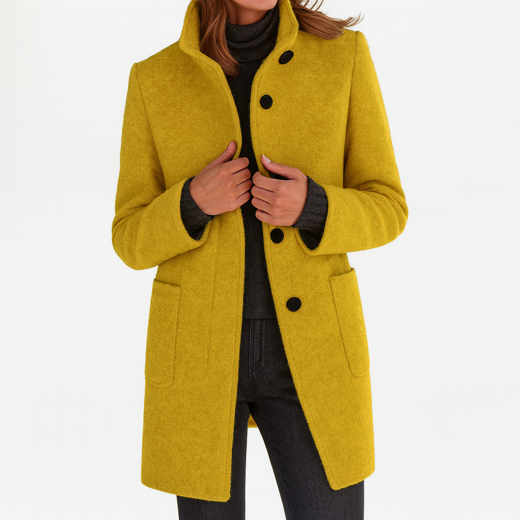 Veste d'hiver élégante Stella de Danoir Paris, coupe sophistiquée, en tissu chaud, idéale pour la saison froide.