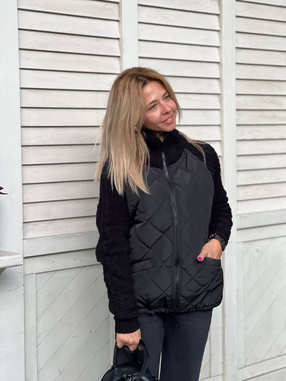 Veste matelassée élégante Nora de Danoir Paris, en gris, avec design sophistiqué, pour un look chic et confortable.