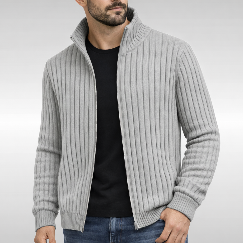 Gilet zippé élégant Danoir Pairs™ en tissu classique, porté par un mannequin, couleur neutre, style chic et sophistiqué.