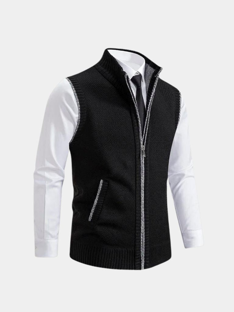 Gilet élégant Danoir Paris™ avec fermeture éclair intégrale, porté par un modèle, détails sophistiqués et coupe moderne.