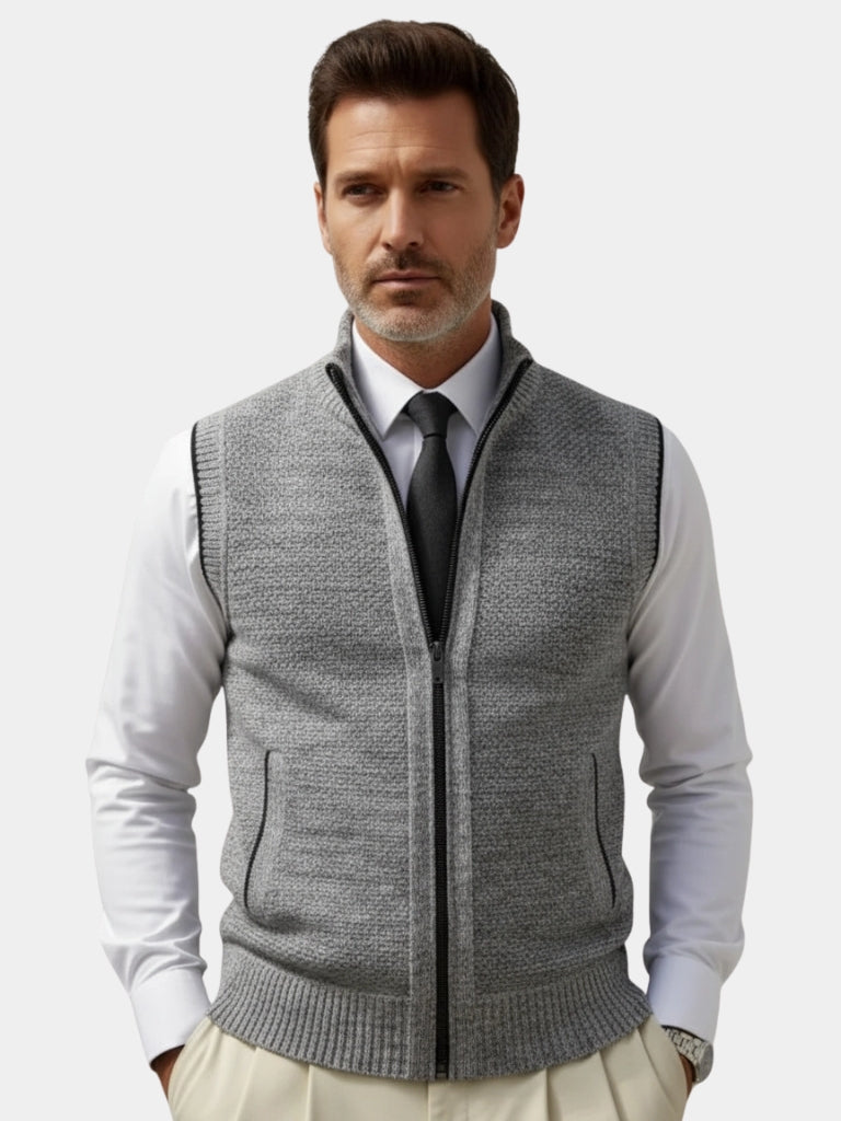 Gilet élégant Danoir Paris™ avec fermeture éclair intégrale, en tissu noir, porté sur un mannequin.