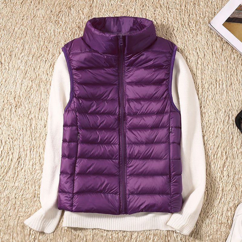 Gilet élégant en duvet kaki Saphire de Danoir Paris, coupe chic et confort, pour un style sophistiqué.