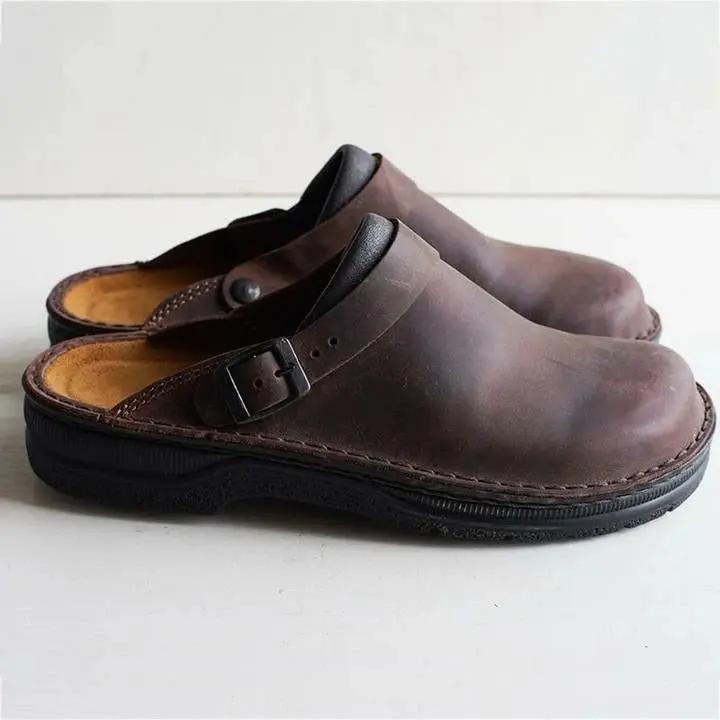 Chaussures orthopédiques Guiseppe™ de Danoir Paris, en cuir noir, avec semelle confortable et design élégant pour un maintien optimal.
