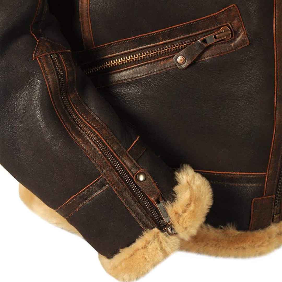 Veste aviateur classique Danoir Paris™ en cuir marron avec col en shearling, vue de face.