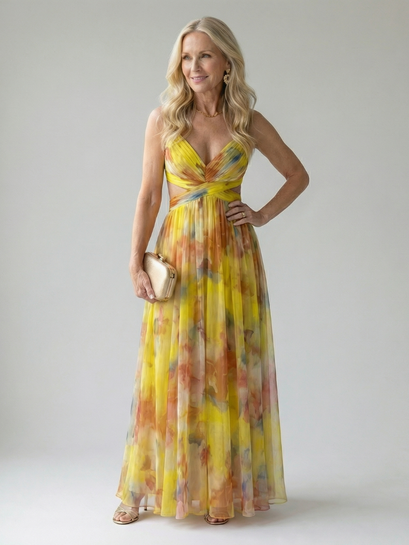 Robe longue maxi en tissu doux Isel par Danoir Paris, vêtement ample avec décolleté en V et manches longues, portée élégante.